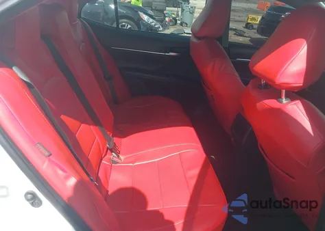 2019 Toyota Camry Le from USA, damaged, VIN 4T1B11HK5KU787617